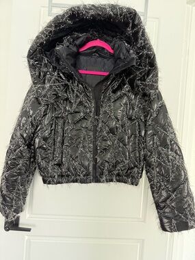 Goldbergh Black Glossy Puffer Jacket with Faux-Fur Trim